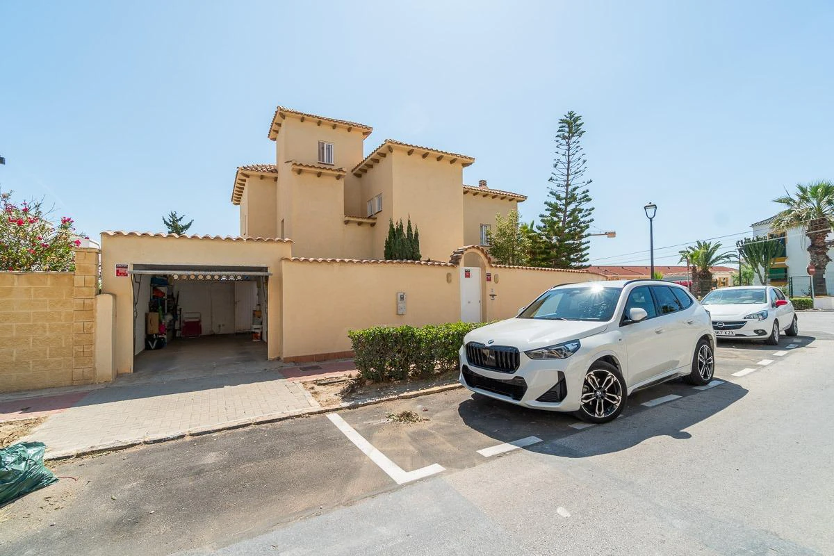 Villa te verkoop in Torrevieja