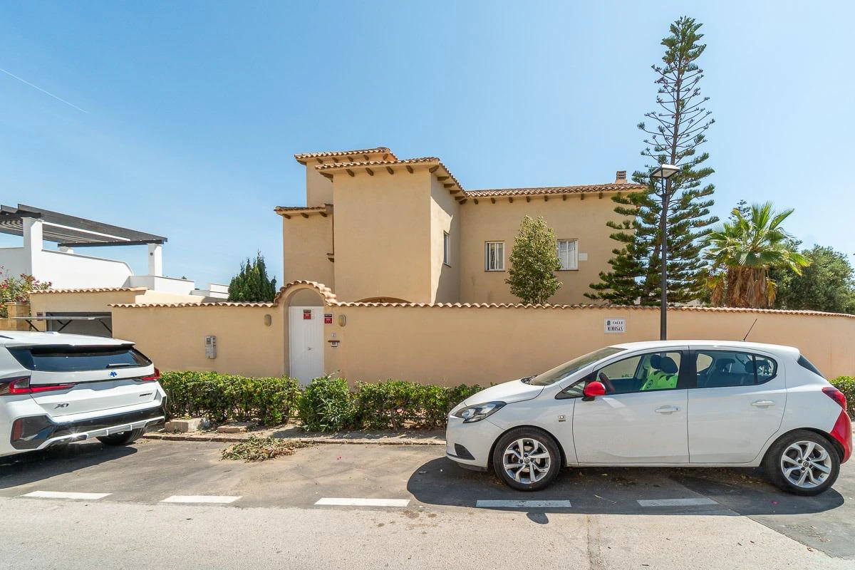 Villa te verkoop in Torrevieja