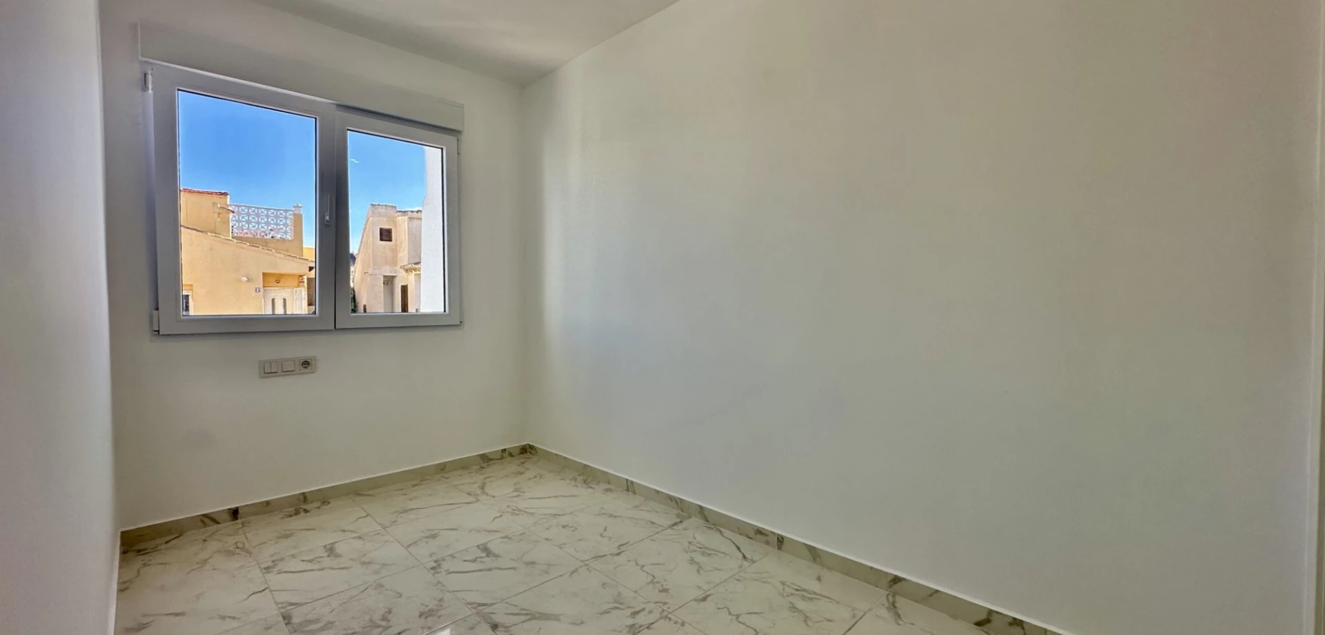 Geschakelde woning te verkoop in Torrevieja