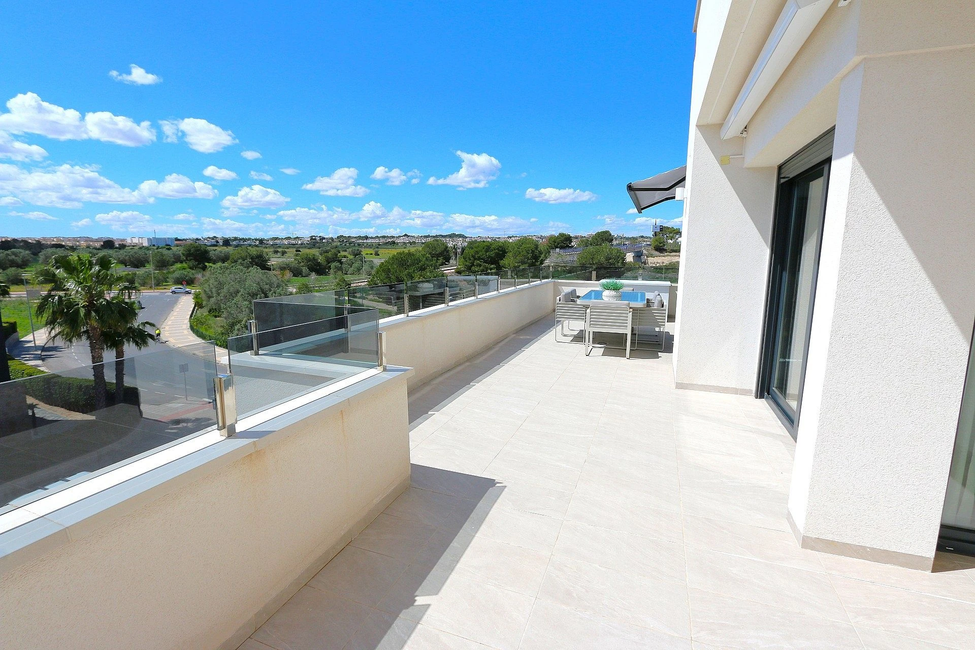 Penthouse for sale in Los Altos