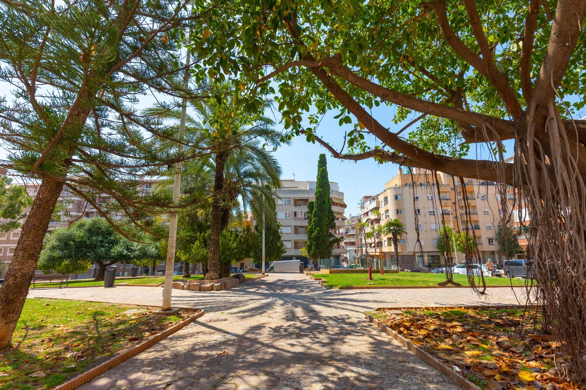 SPECTACULAR 3 bedroom 2 bathroom apartment 250m from Playa del Cura