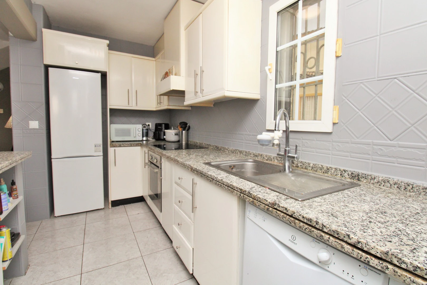 Terraced house for sale in Villamartin