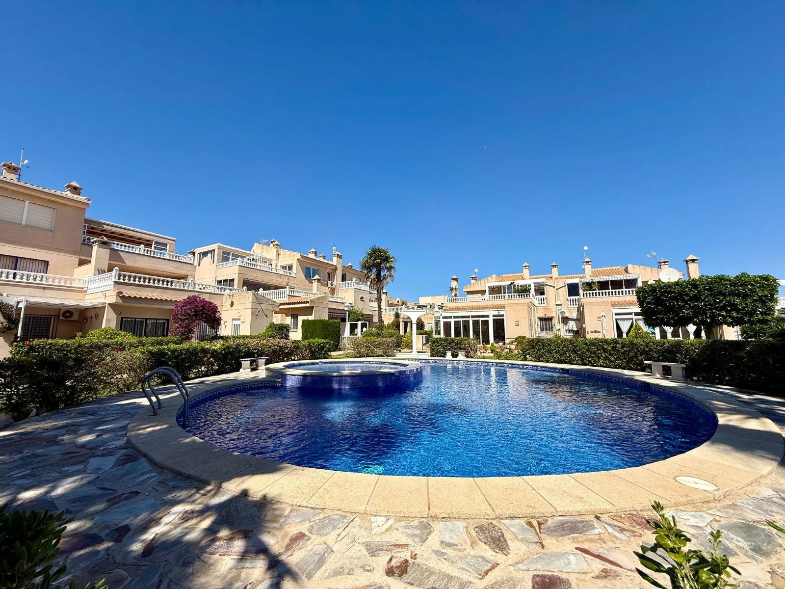 Duplex te verkoop in Orihuela Costa