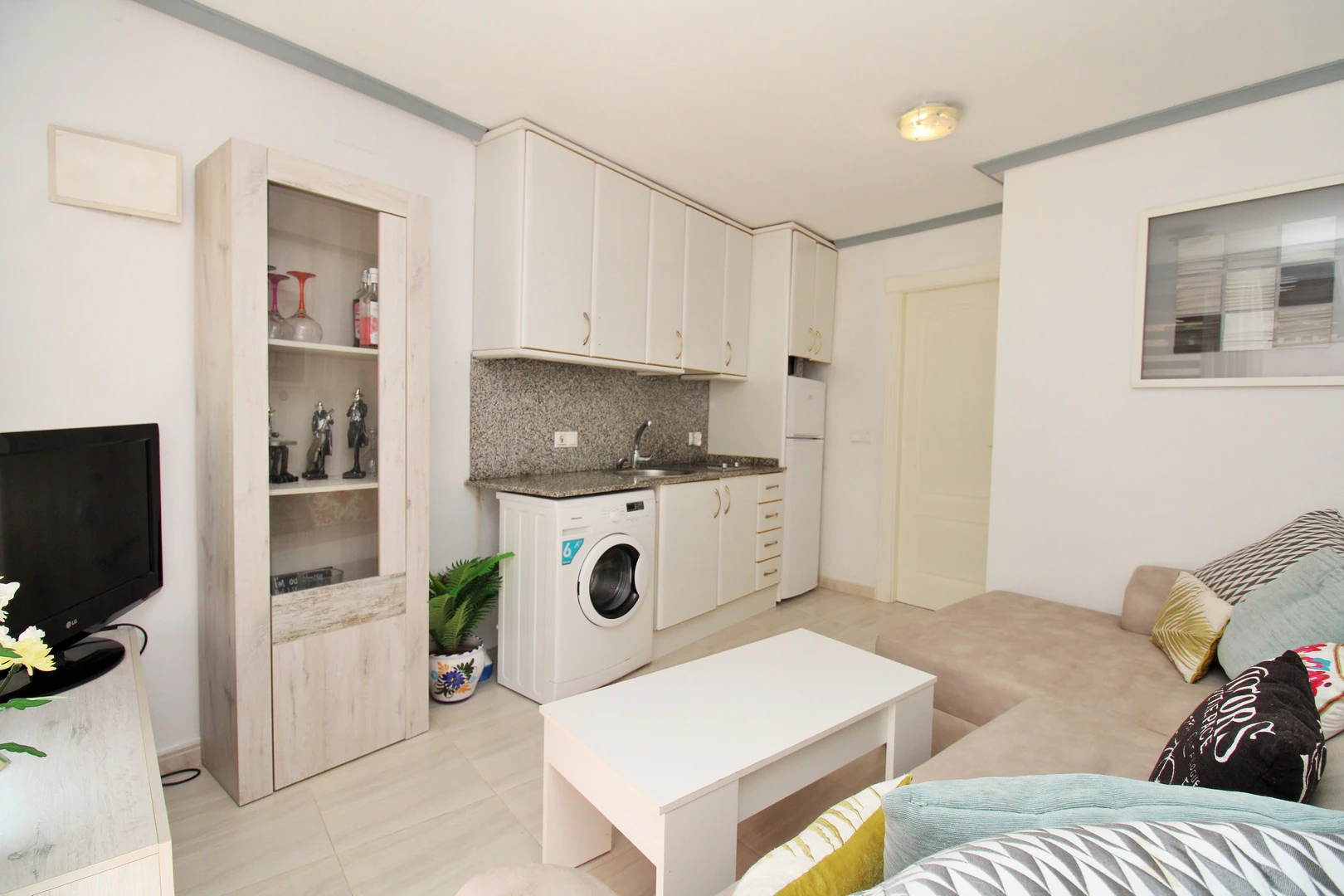 Bungalow for sale in Villamartin