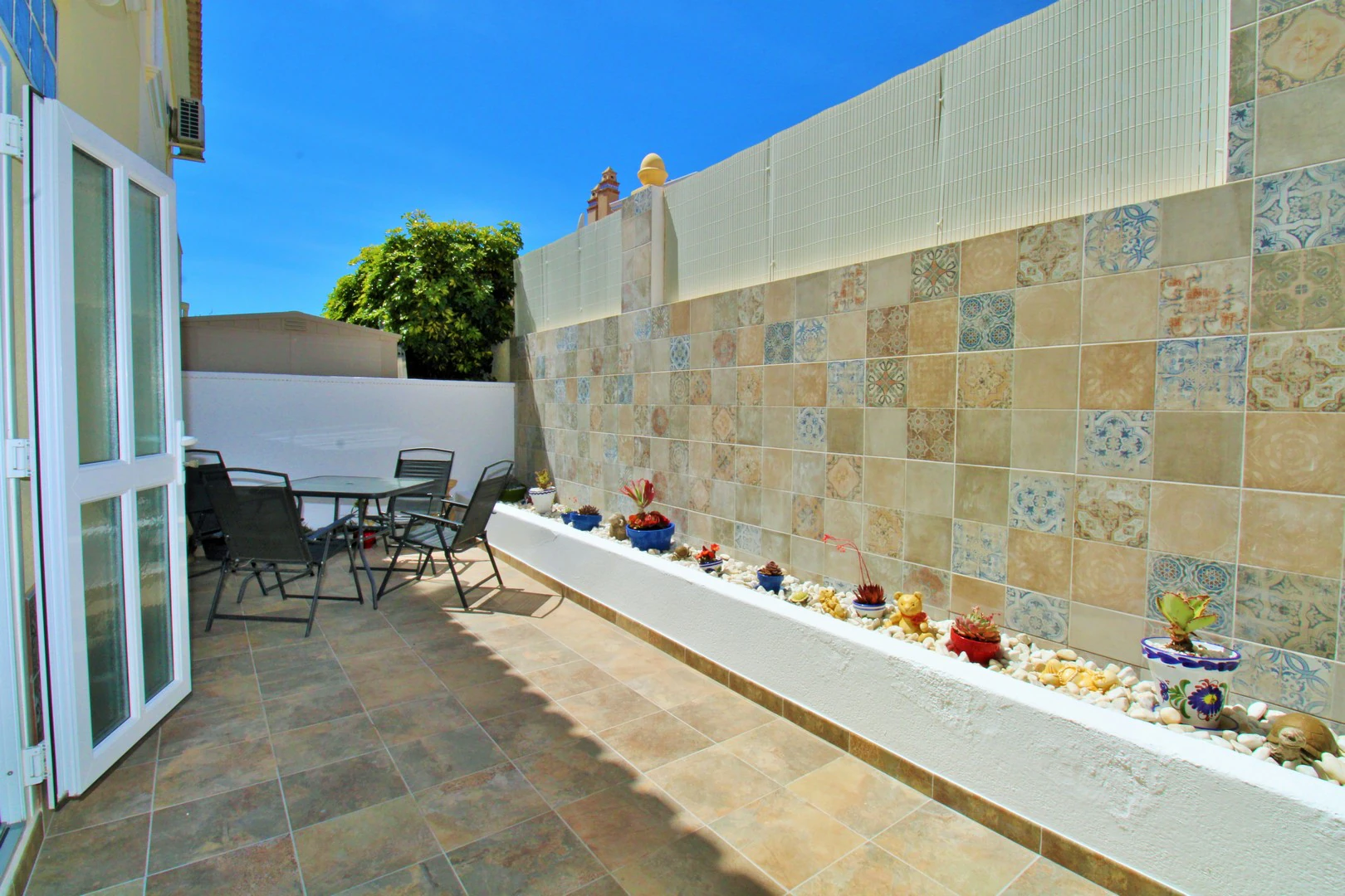 Terraced house for sale in Villamartin