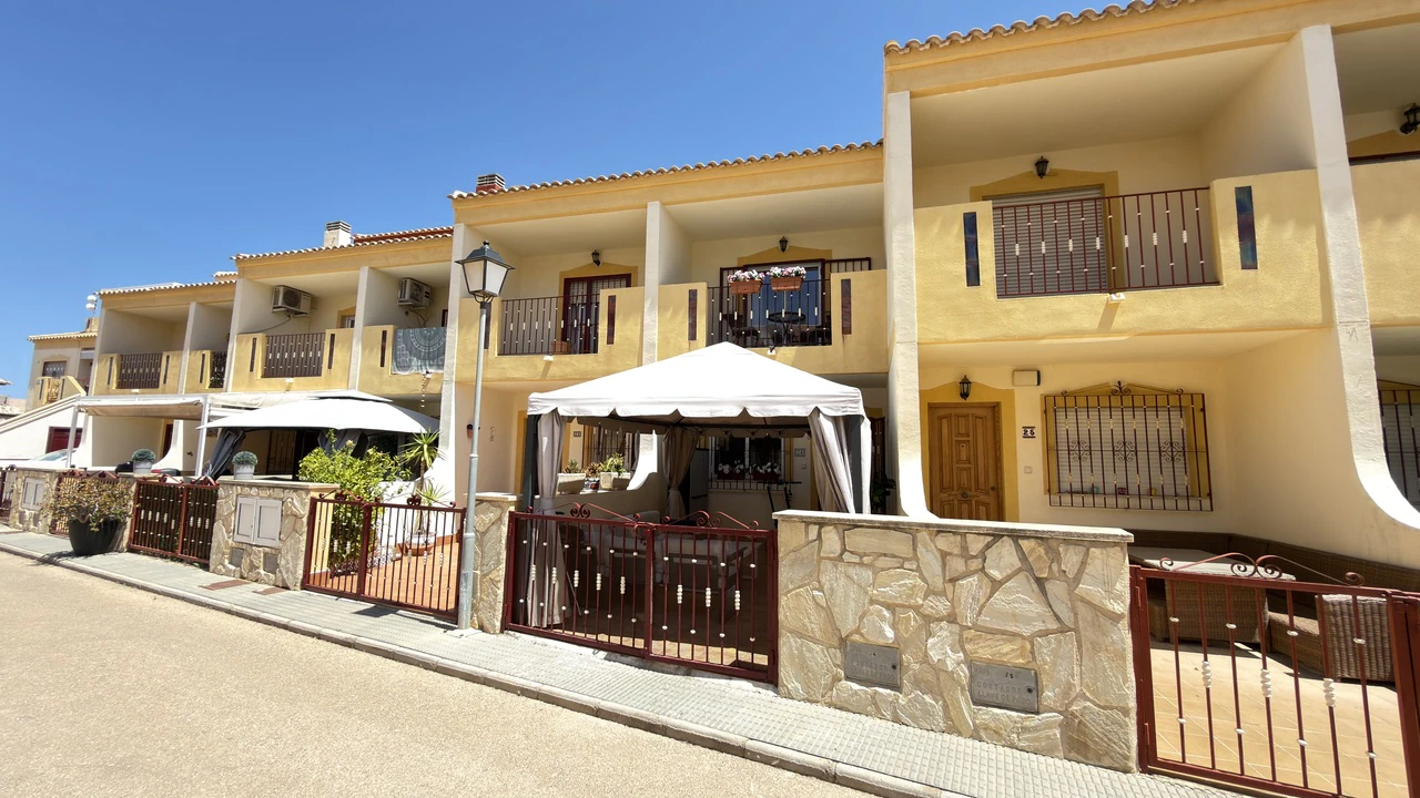 Terraced house for sale in La Zenia