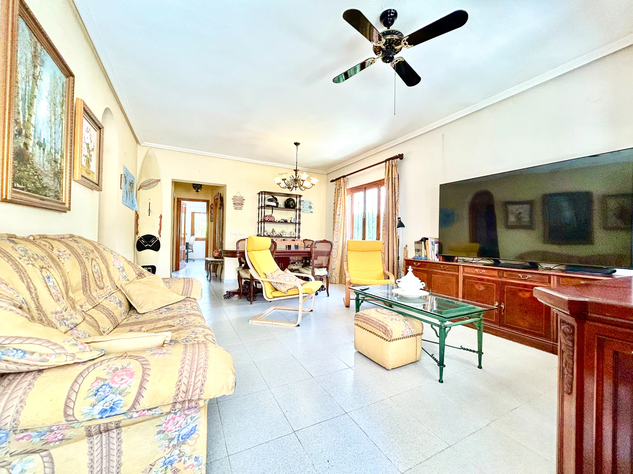 Villa for sale in La Zenia