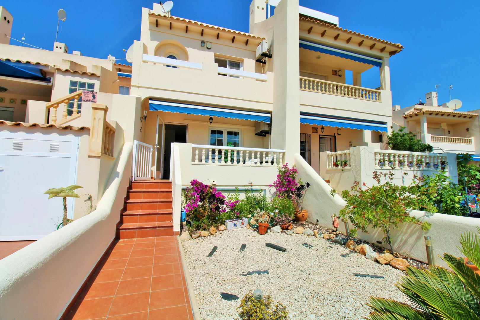Terraced house for sale in Las Ramblas