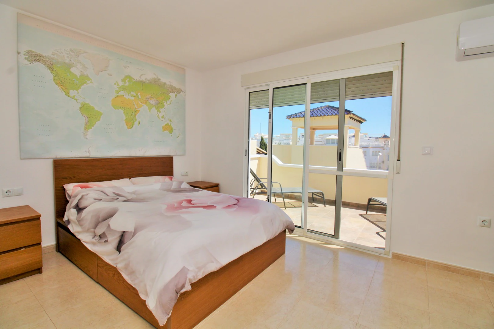 Terraced house for sale in Villamartin