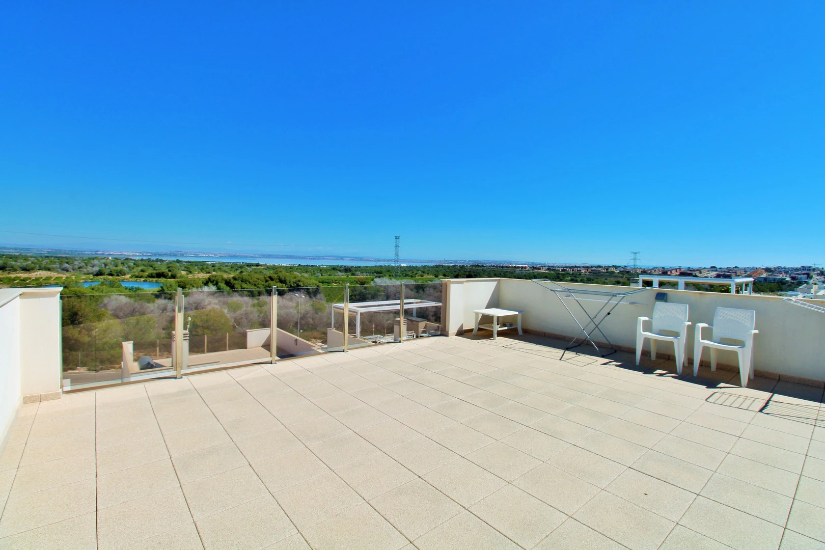 Villa for sale in Villamartin