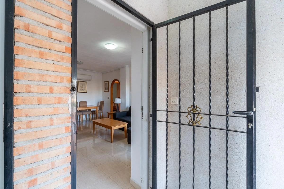 Begane grond te verkoop in Orihuela Costa