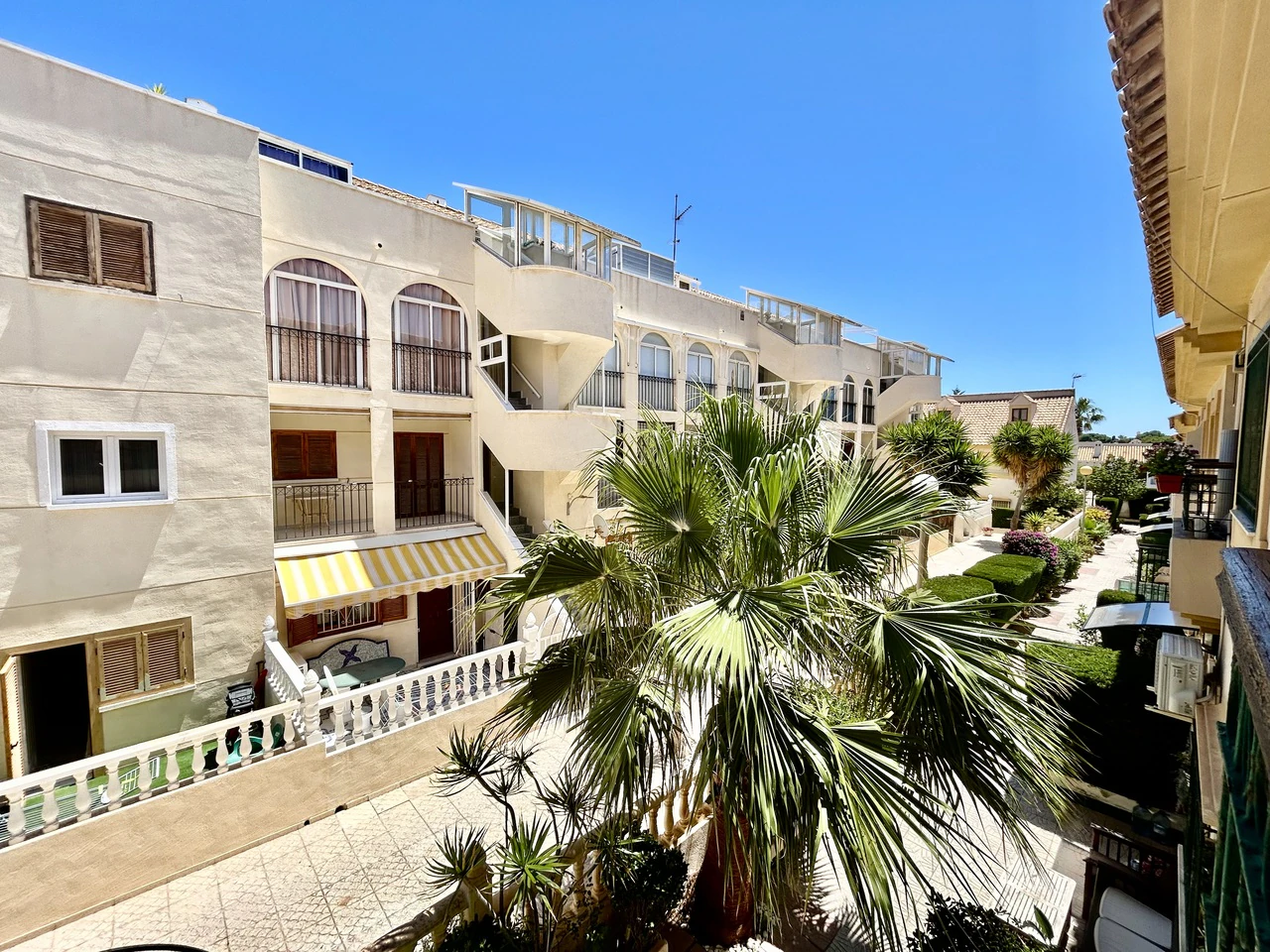 Terraced house for sale in La Zenia