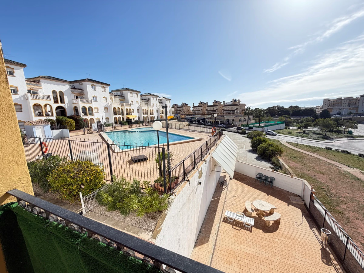 Flat for sale in La Zenia