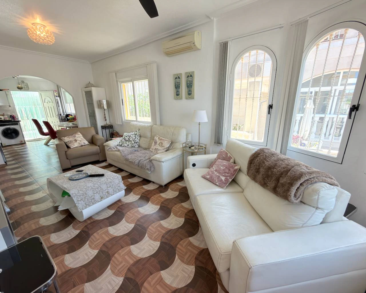 Villa for sale in Rojales