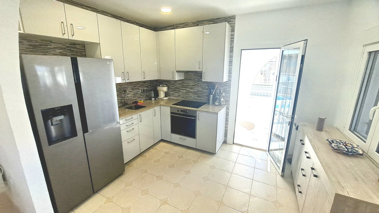 Villa for sale in San Miguel De Salinas