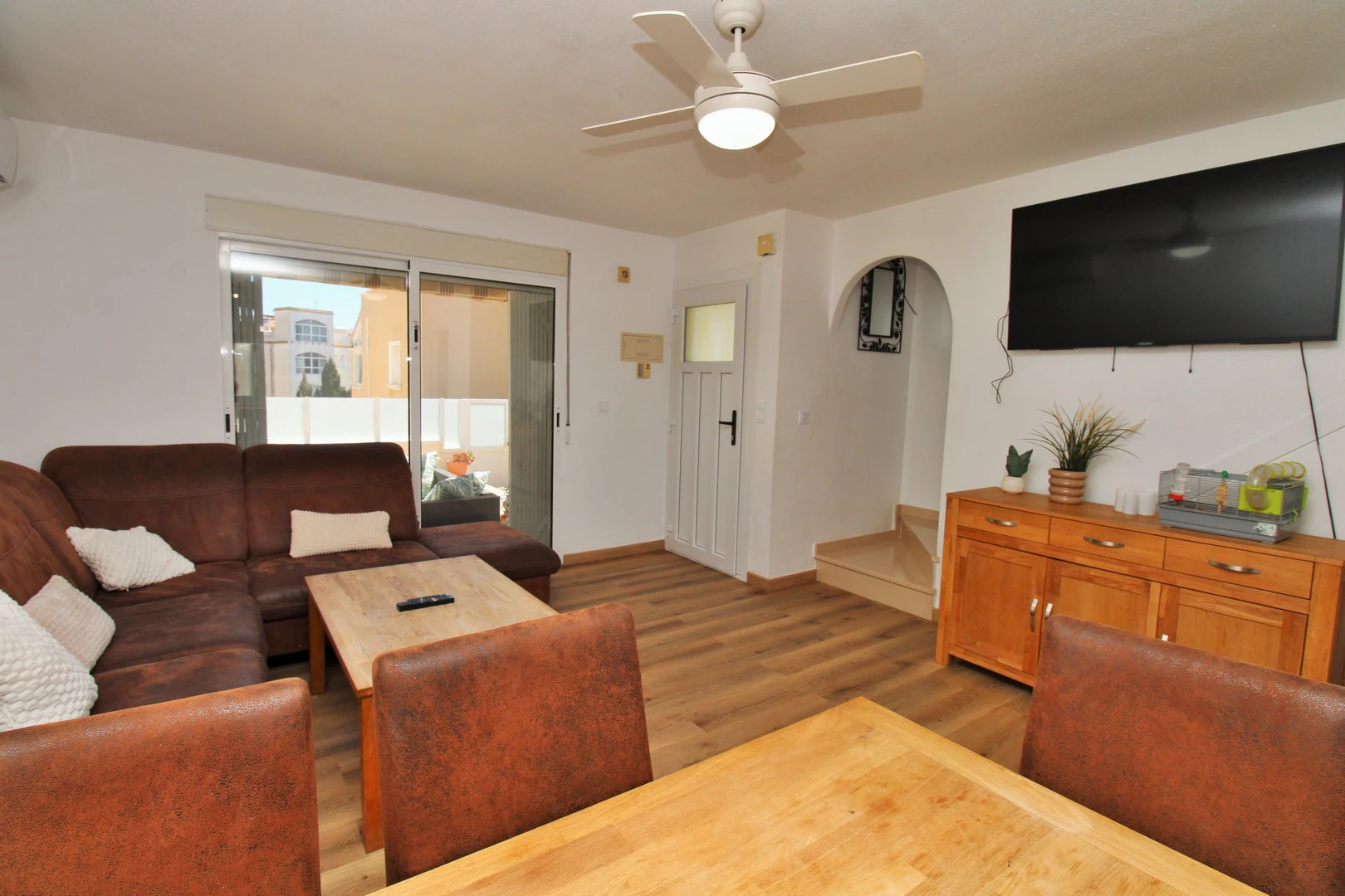 Terraced house for sale in Villamartin