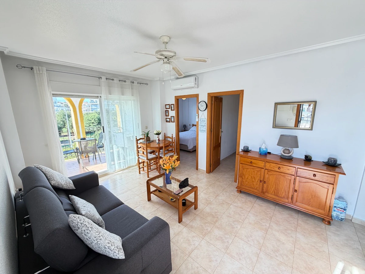 Flat for sale in La Zenia