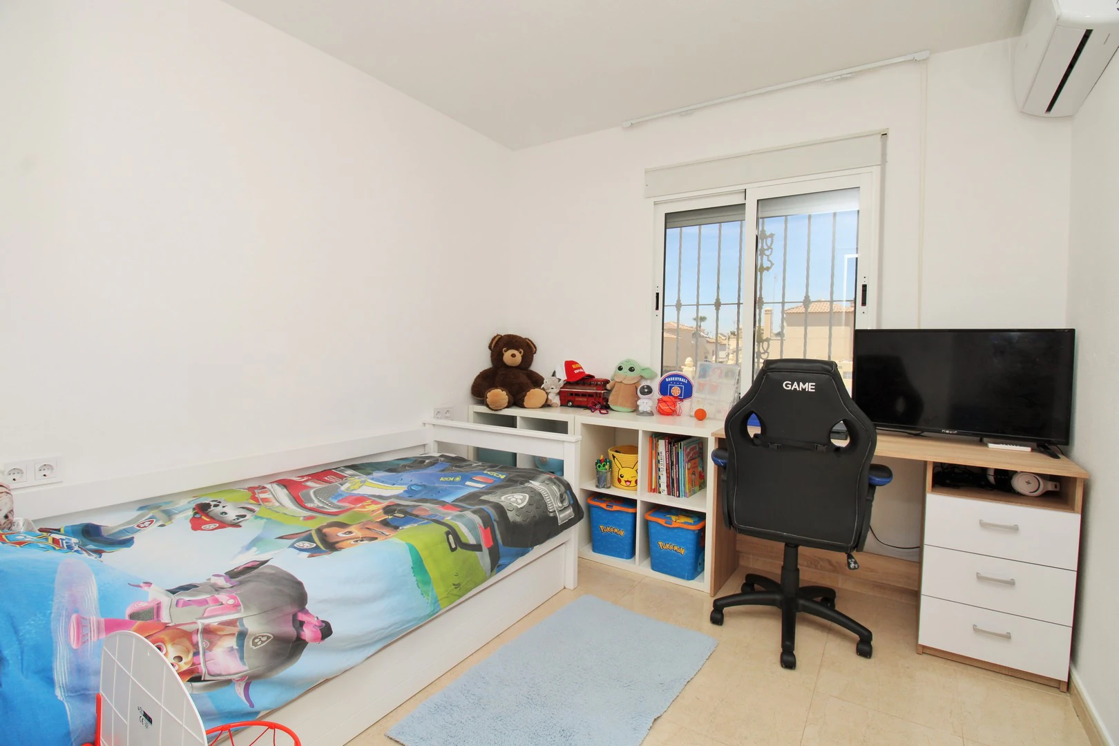 Terraced house for sale in Villamartin