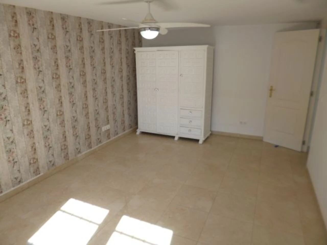 Villa for sale in Villamartin