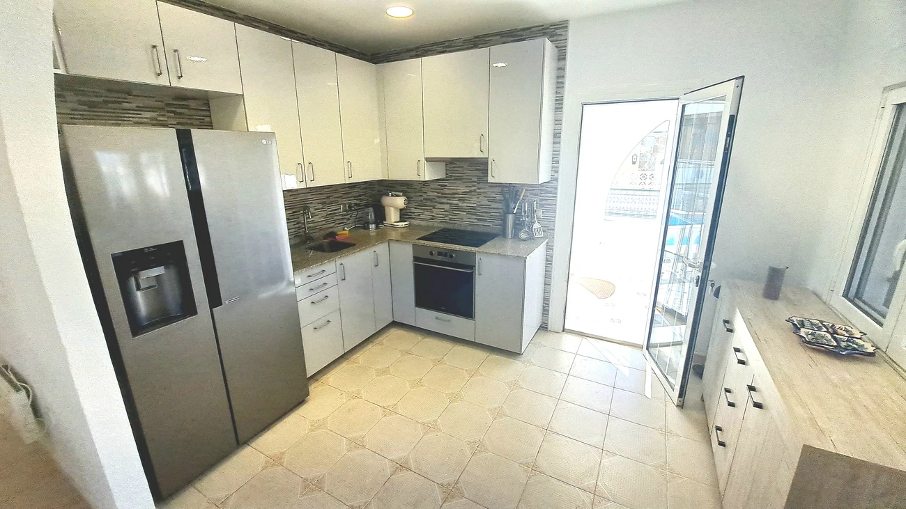 Villa for sale in San Miguel De Salinas