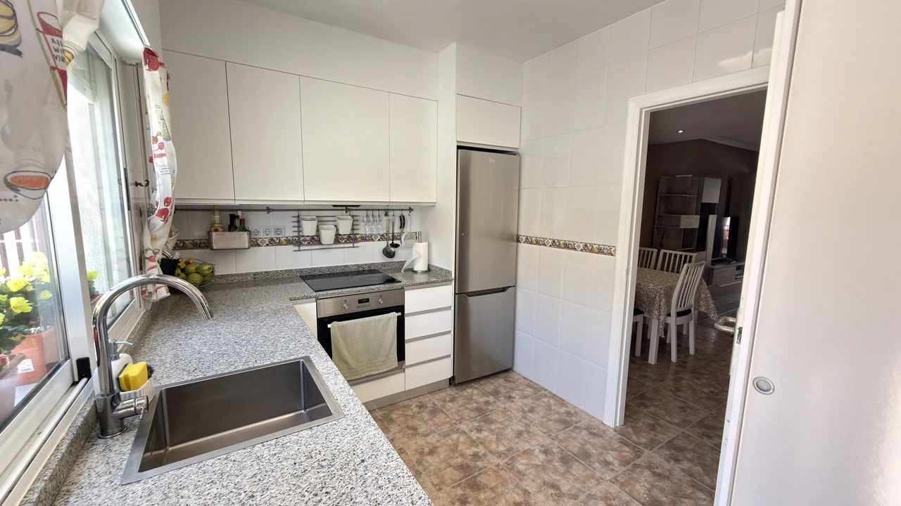 Terraced house for sale in La Zenia