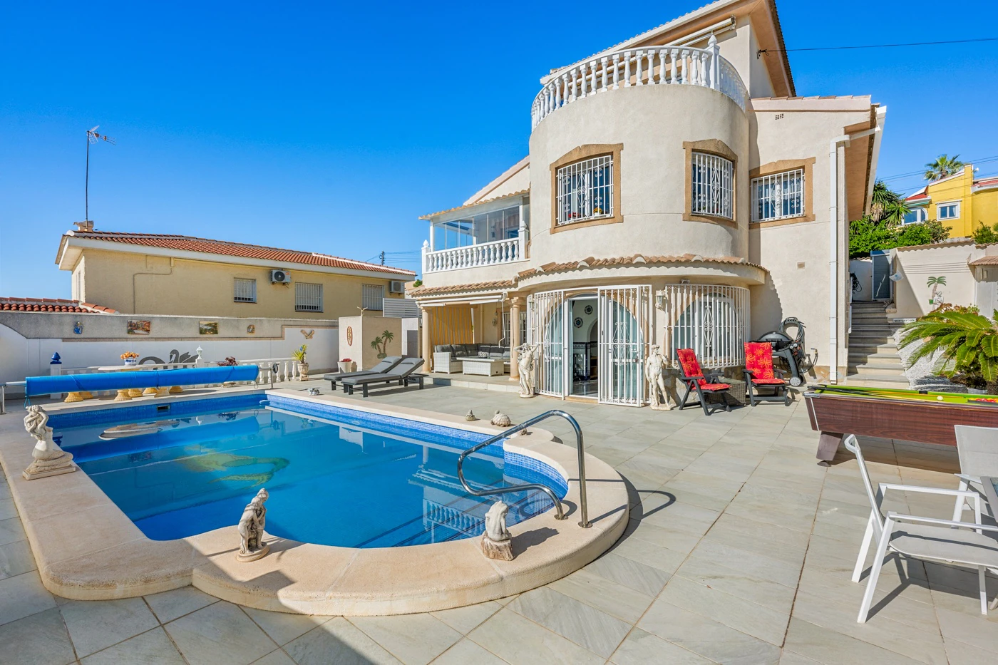 Villa for sale in Ciudad Quesada - Rojales