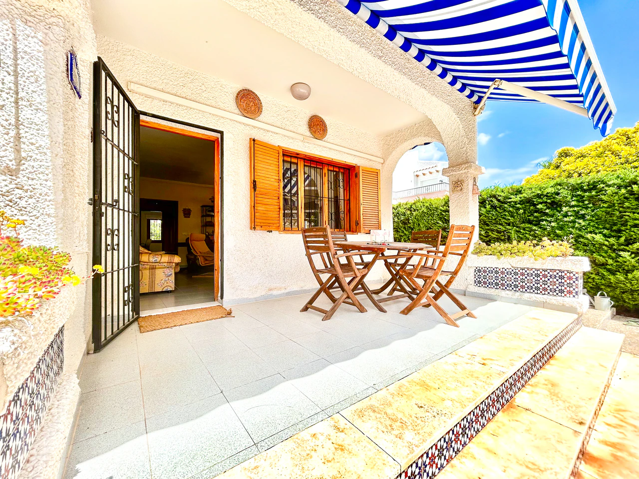 Villa for sale in La Zenia