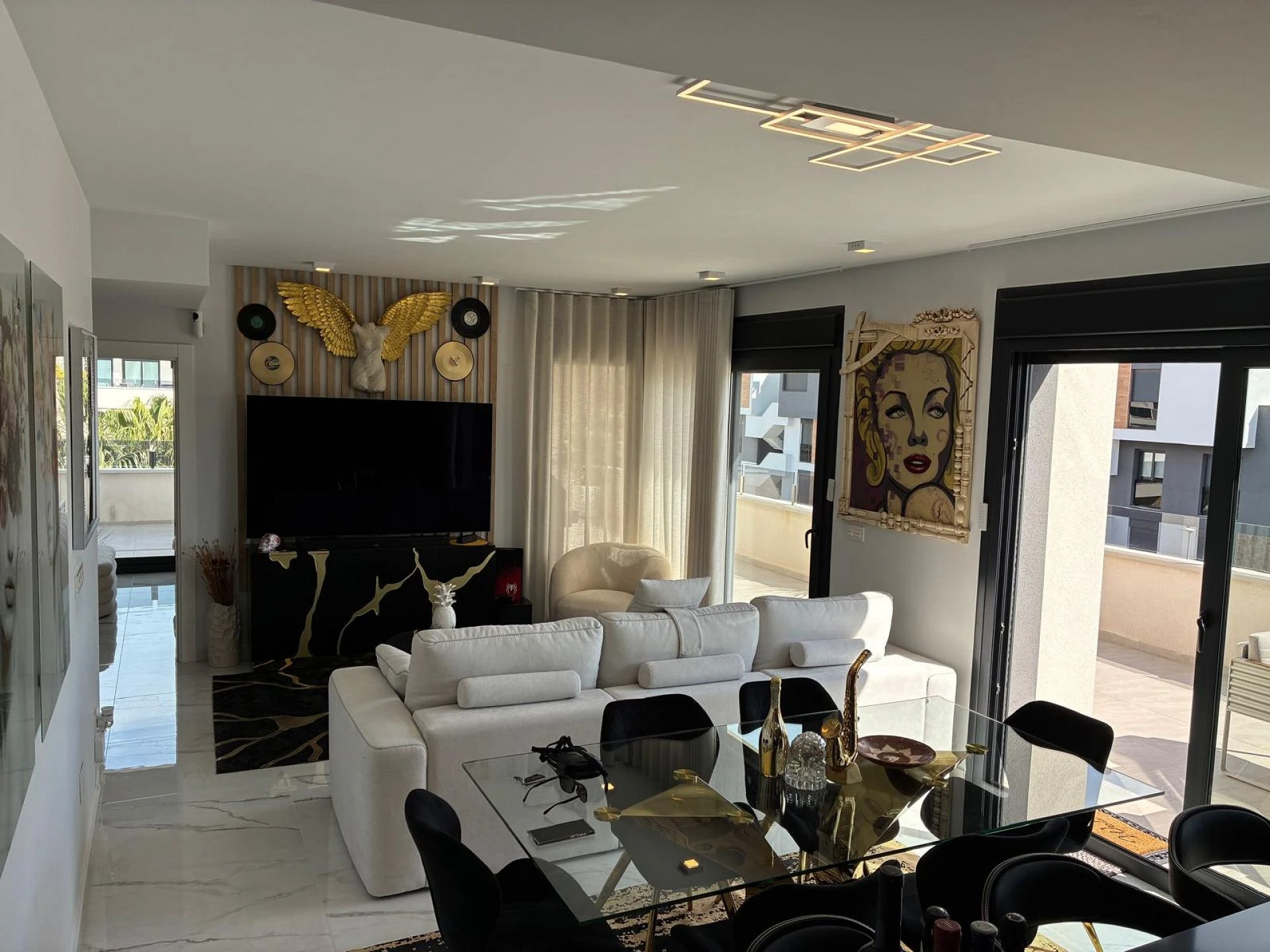 Penthouse for sale in Los Altos