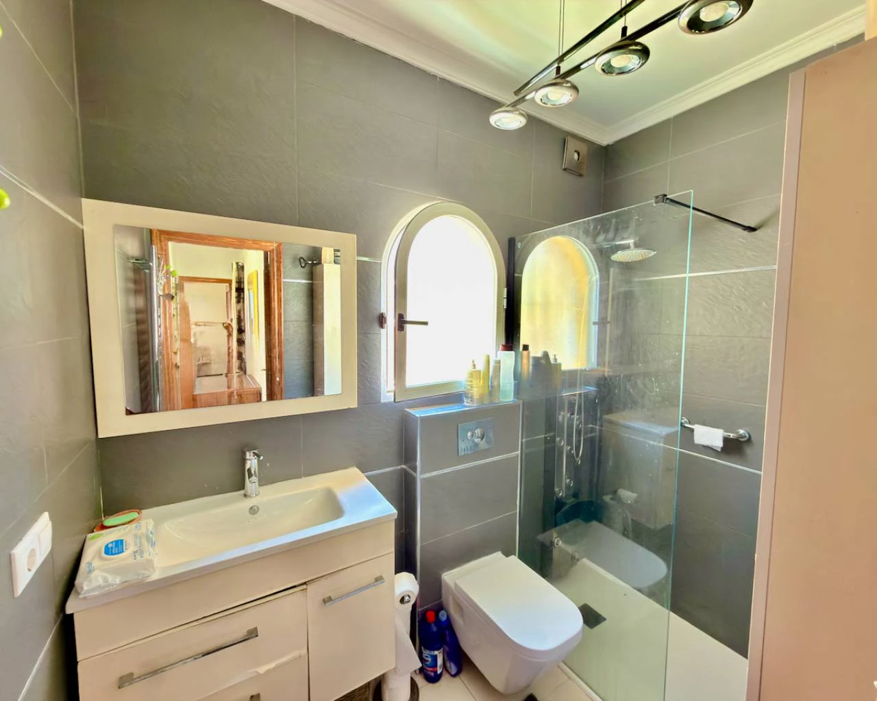 Villa for sale in Rojales
