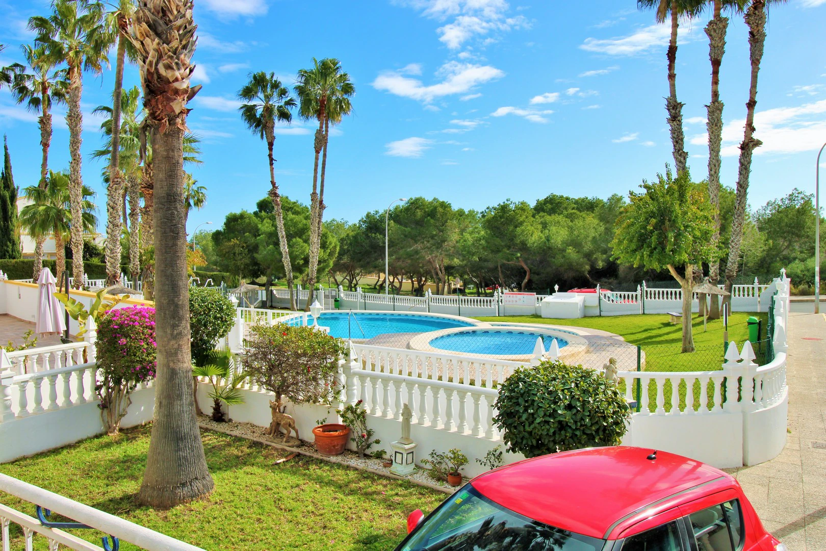Terraced house for sale in Villamartin
