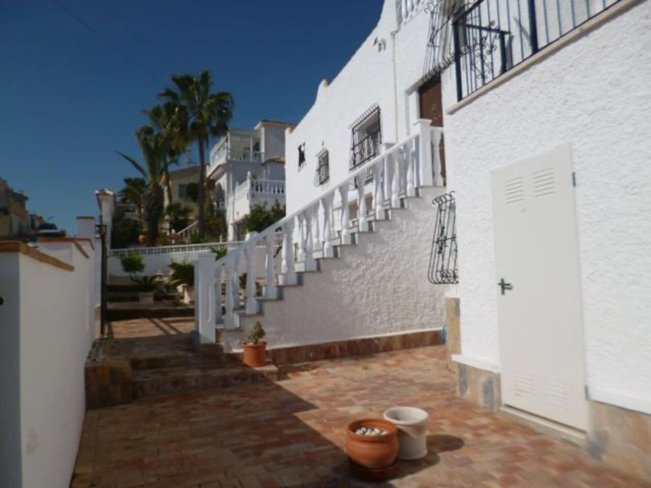 Villa for sale in Villamartin