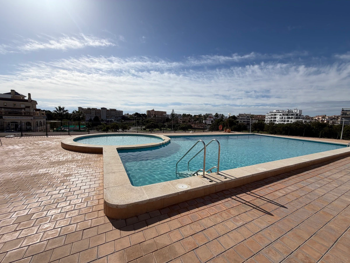 Flat for sale in La Zenia