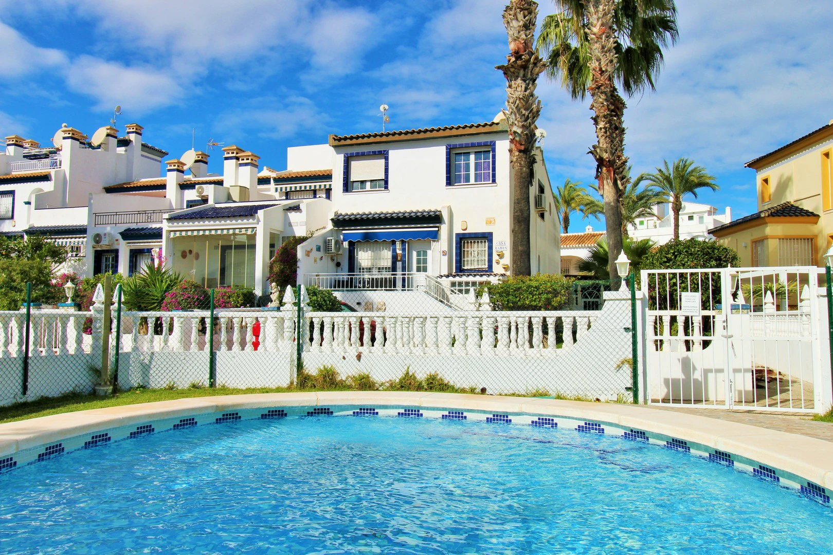 Terraced house for sale in Villamartin