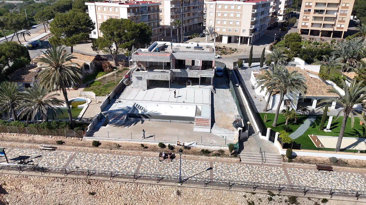 Villa for sale in Punta Prima
