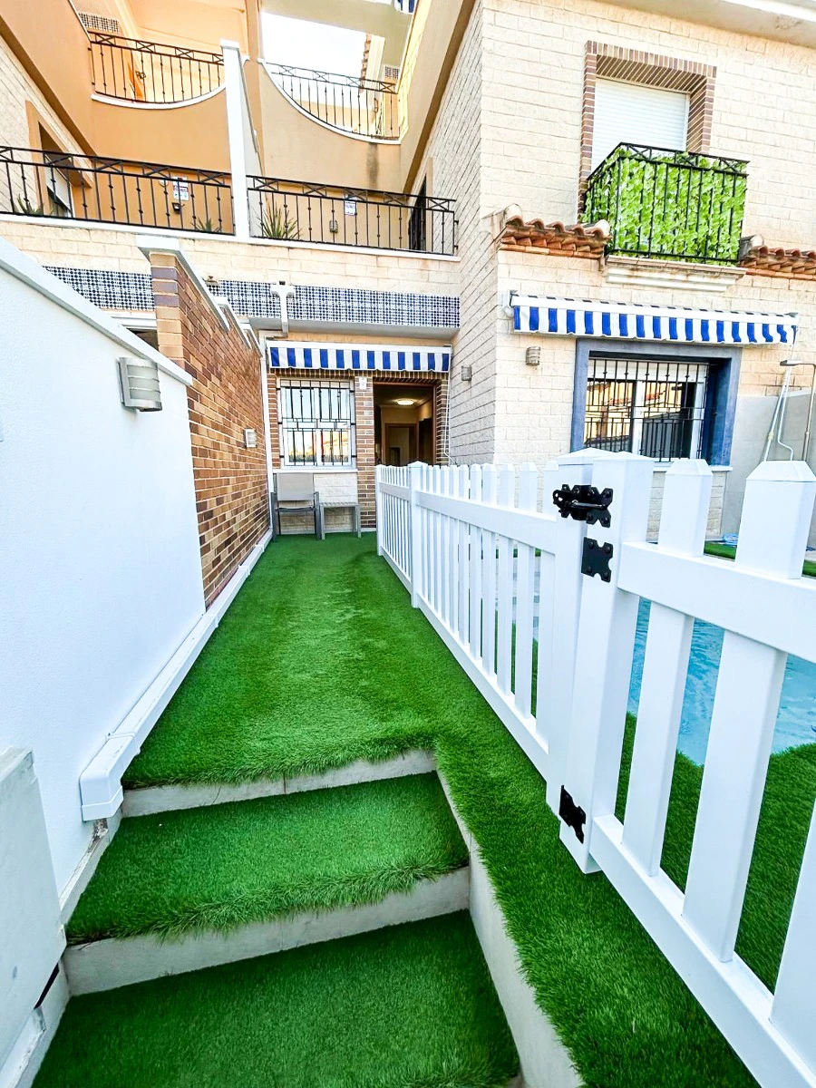 Terraced house for sale in Pilar De La Horadada