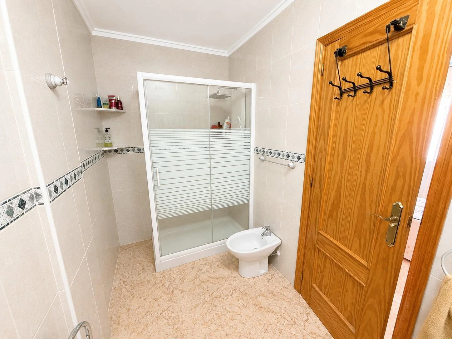 Penthouse opportunity with 3 bedrooms, 2 bathrooms and pool