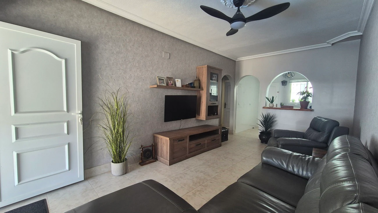 Terraced house for sale in San Miguel De Salinas