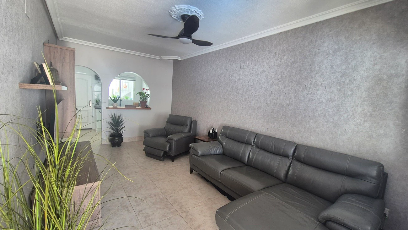 Terraced house for sale in San Miguel De Salinas