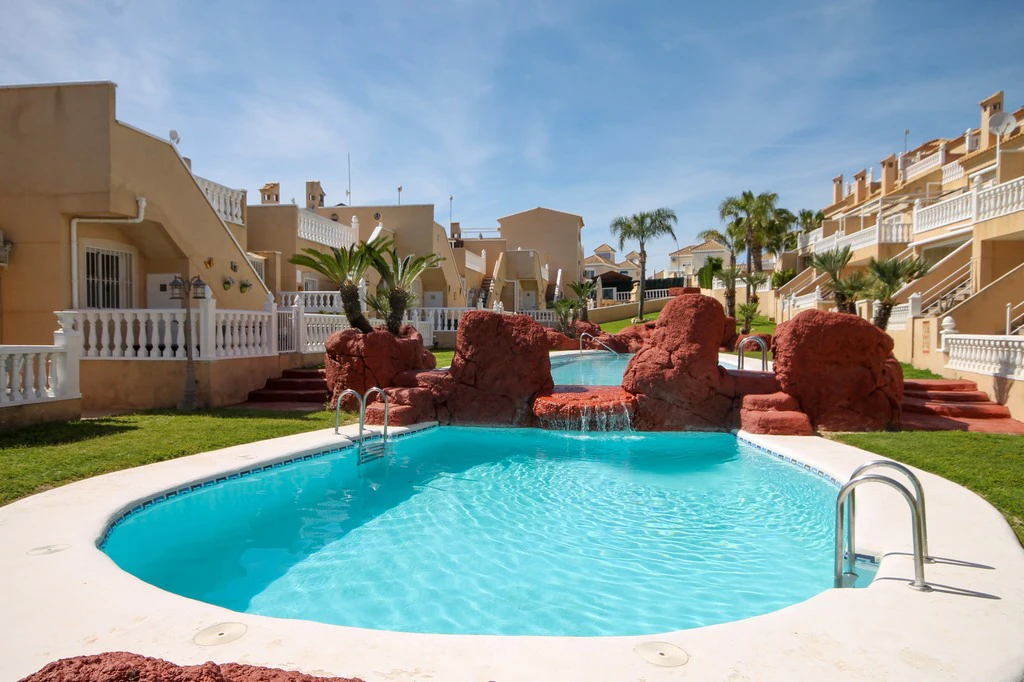 Terraced house for sale in Orihuela Costa