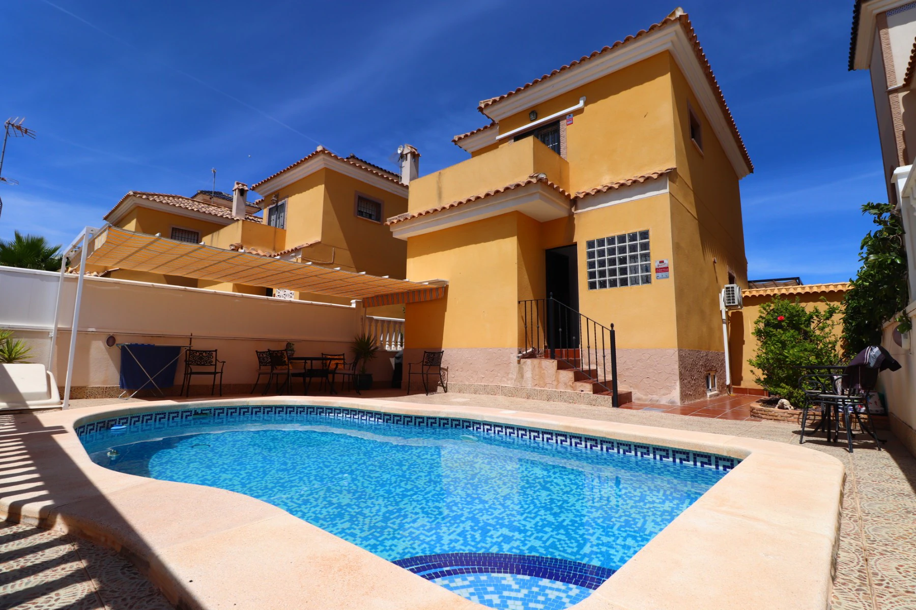 Villa til salg i Algorfa