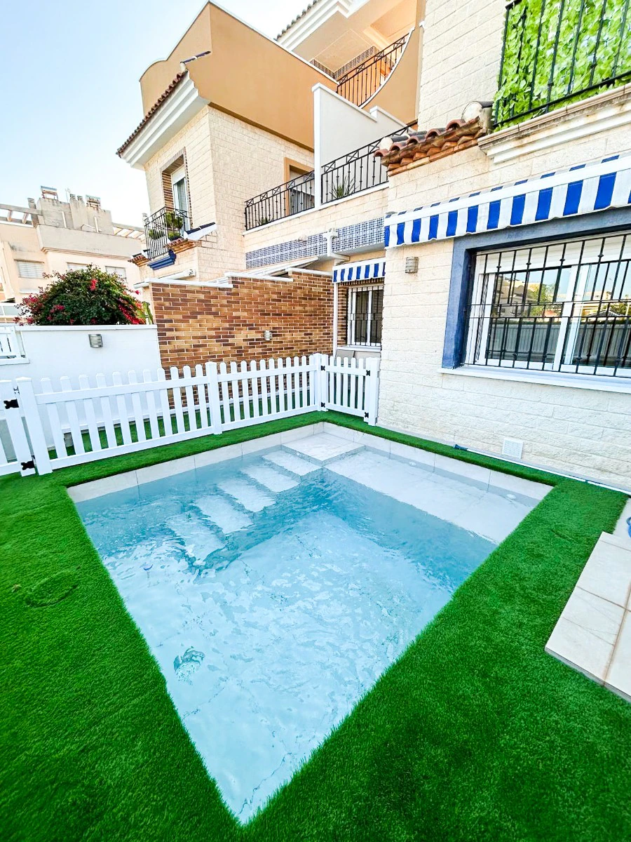 Terraced house for sale in Pilar De La Horadada