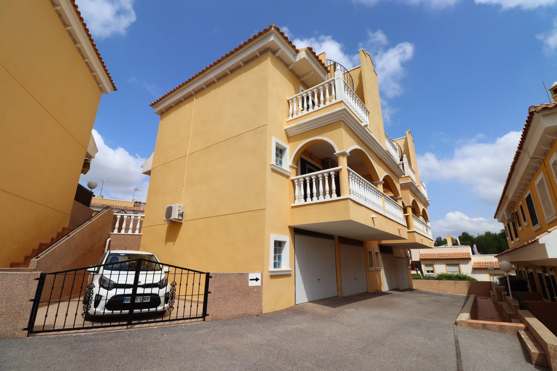 Terraced house for sale in Algorfa