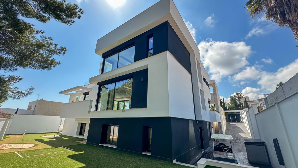 Villa te verkoop in Villamartin