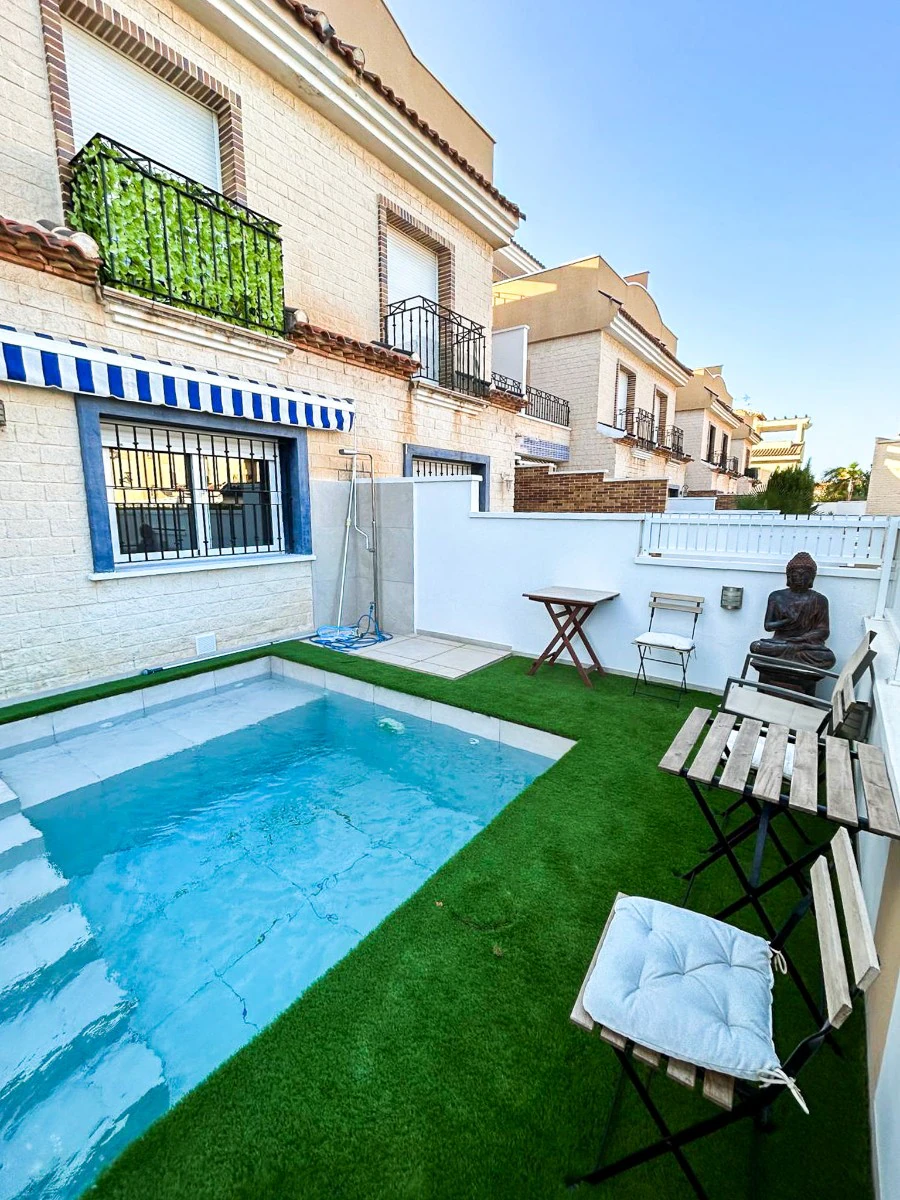 Terraced house for sale in Pilar De La Horadada