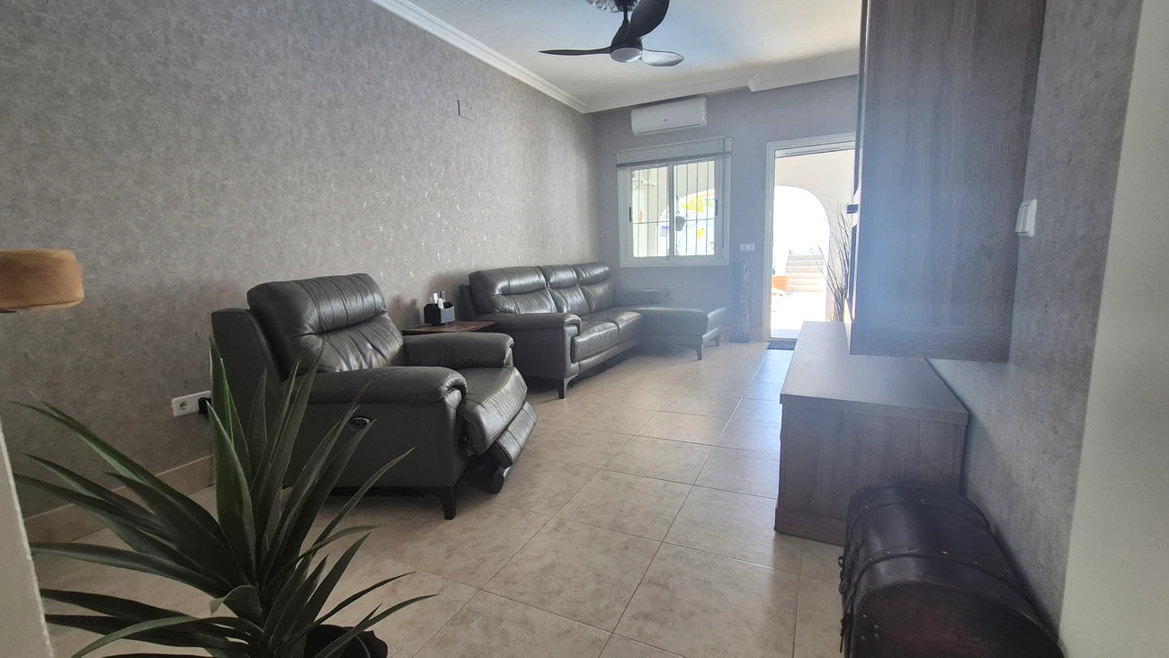 Terraced house for sale in San Miguel De Salinas