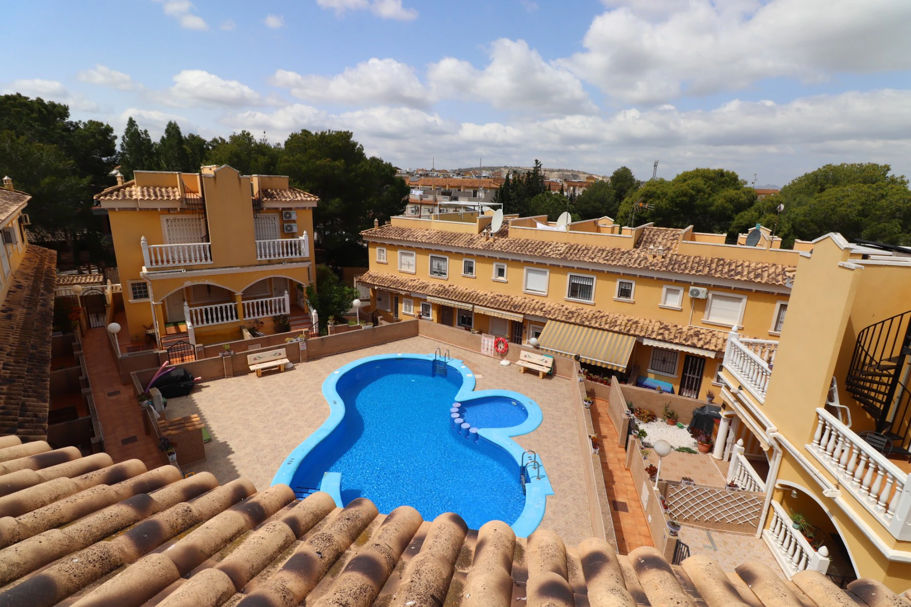 Terraced house for sale in Algorfa