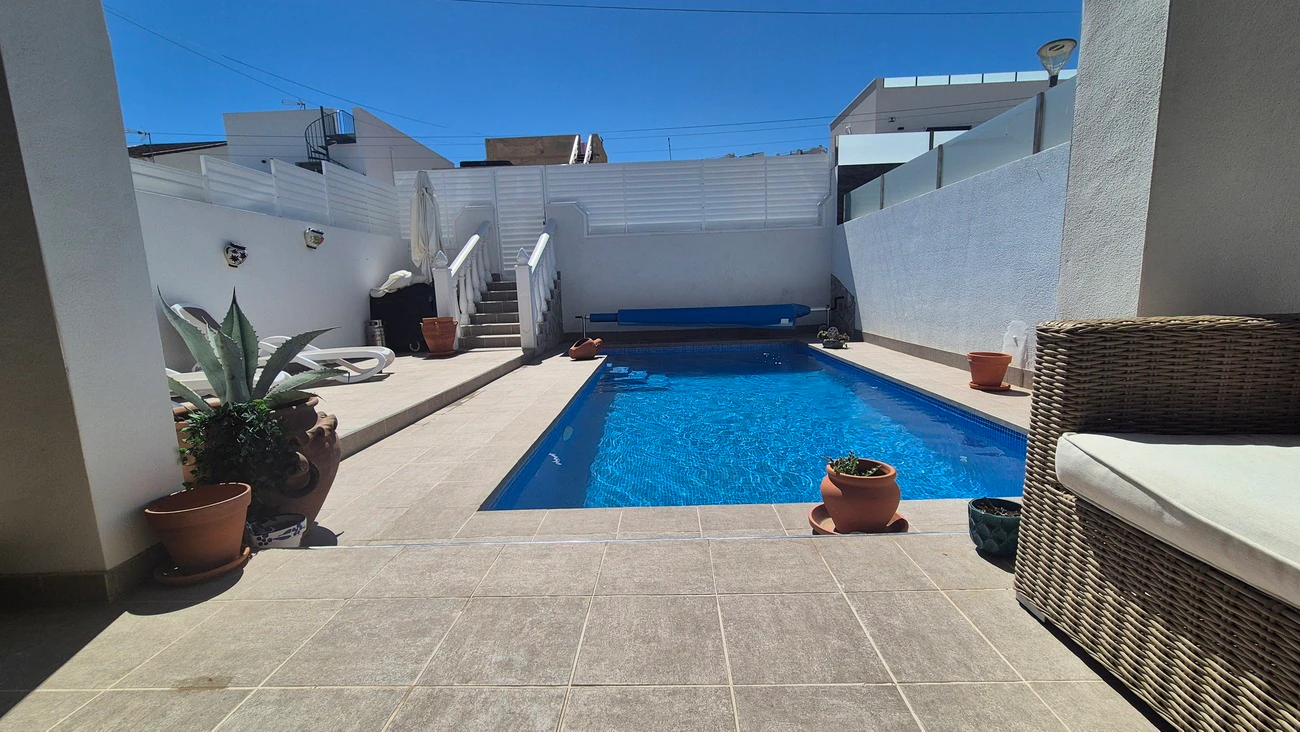Terraced house for sale in San Miguel De Salinas
