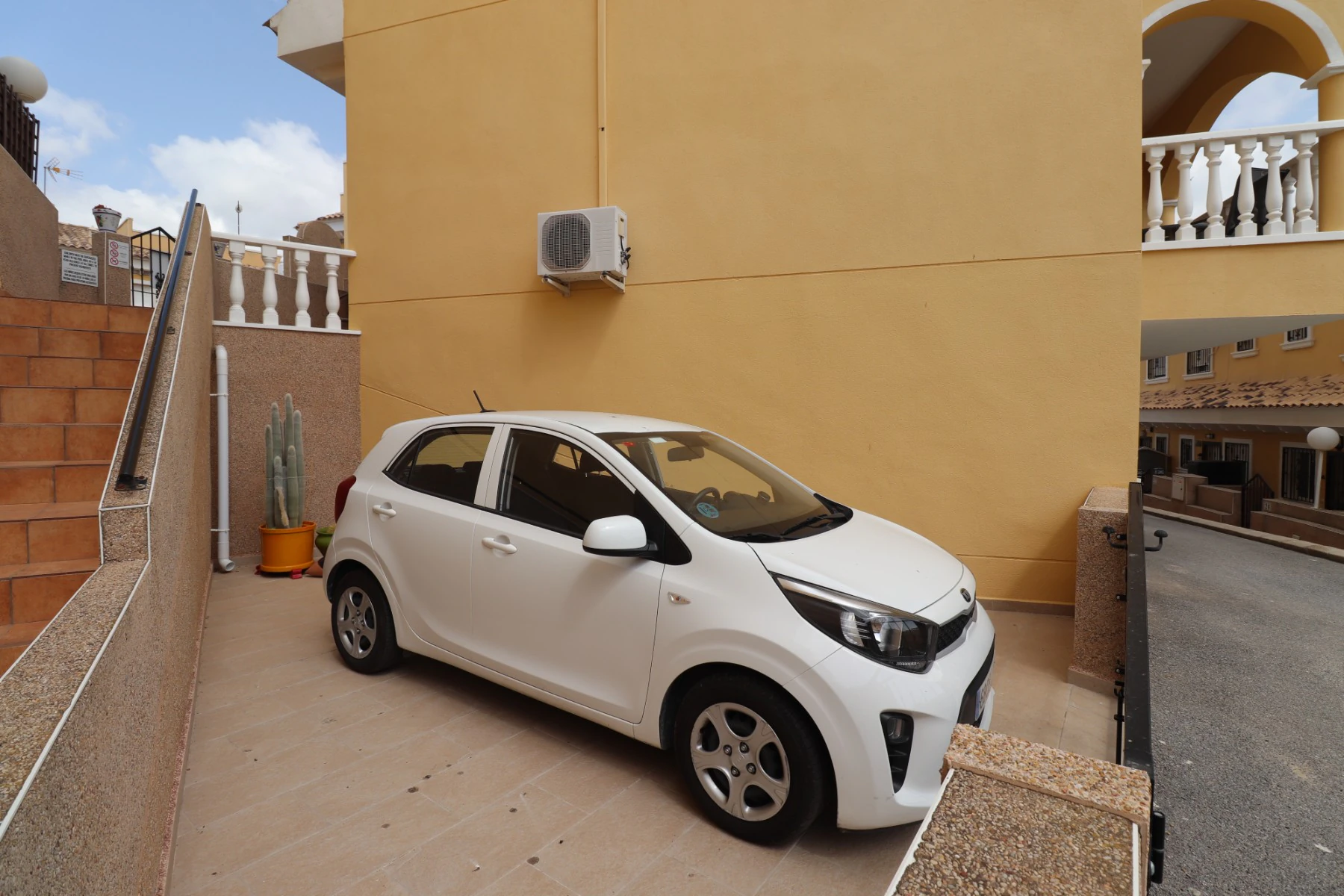 Terraced house for sale in Algorfa