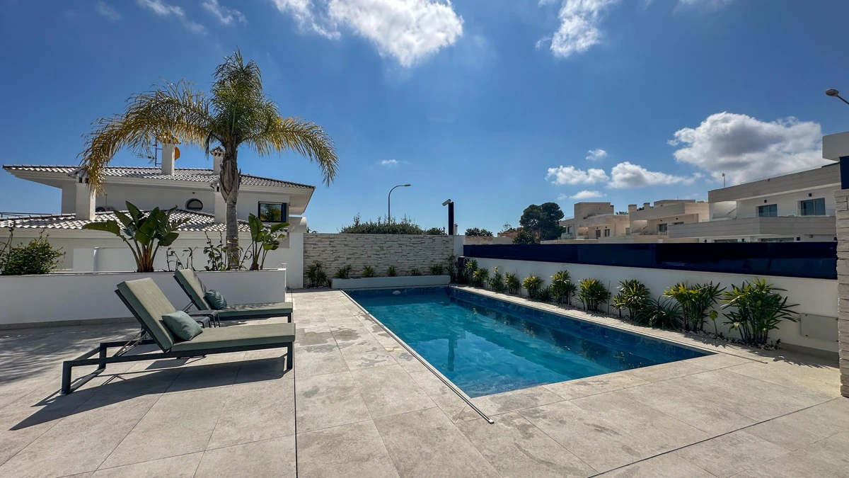 Villa te verkoop in Villamartin