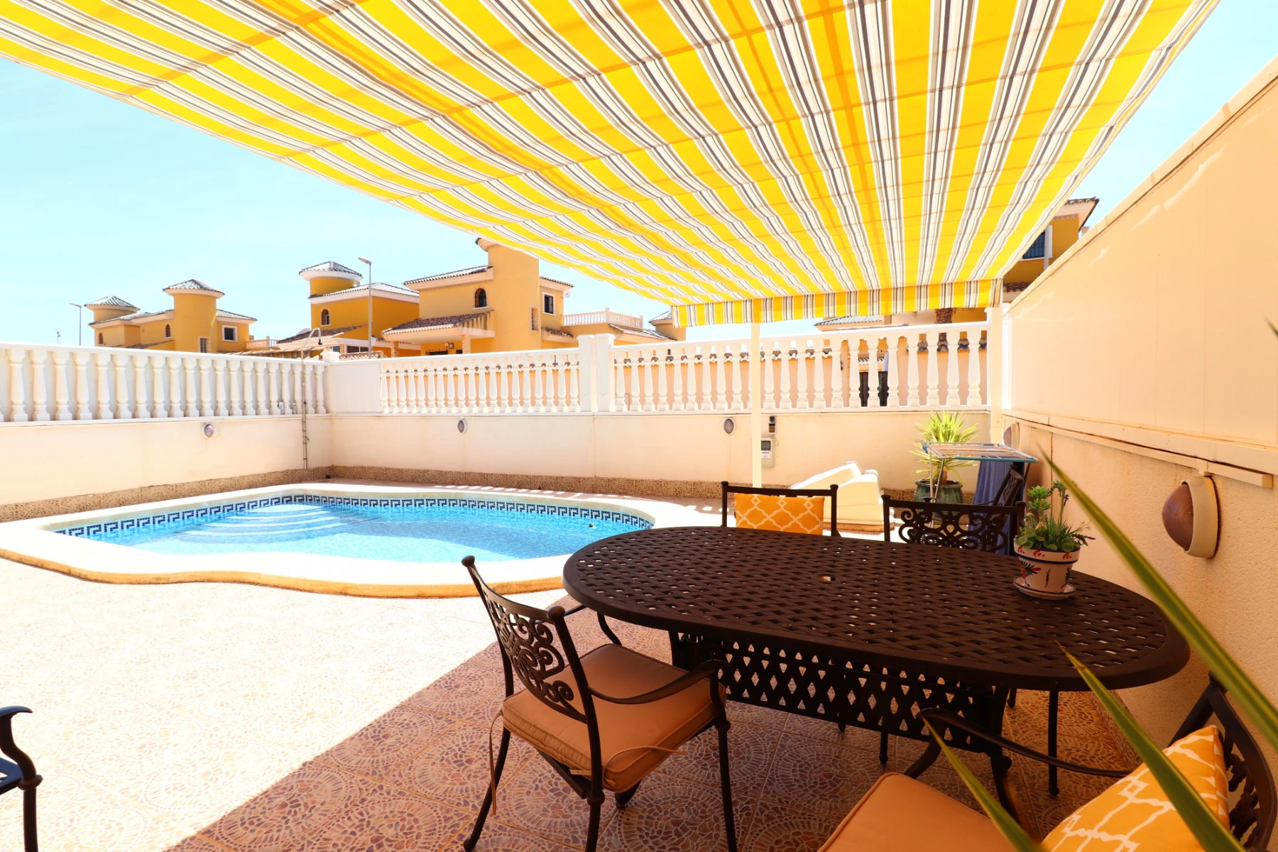 Villa til salg i Algorfa